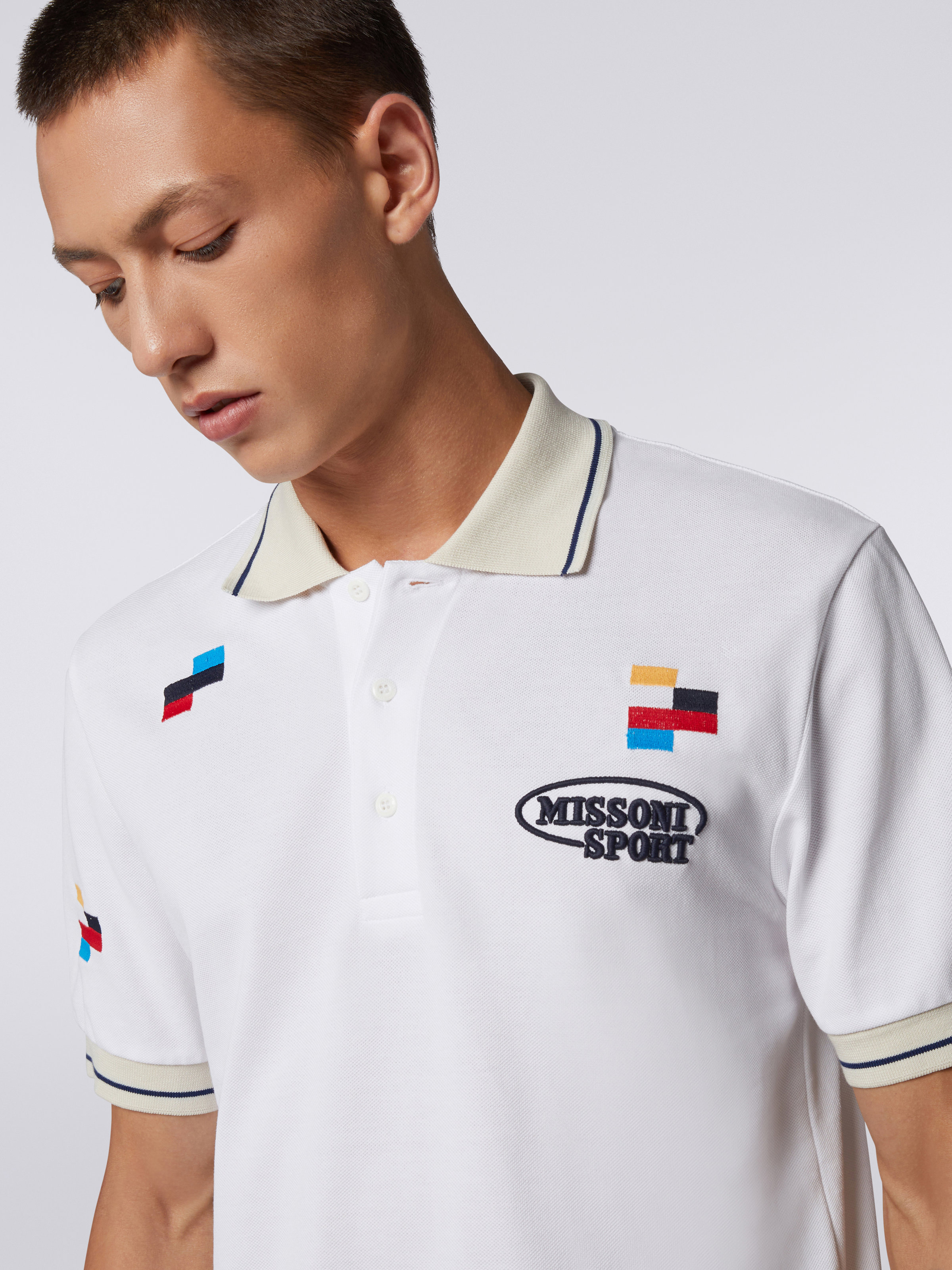Short-sleeved polo shirt in cotton piqué with embroidered pixels, White & Multicoloured Heritage - 4